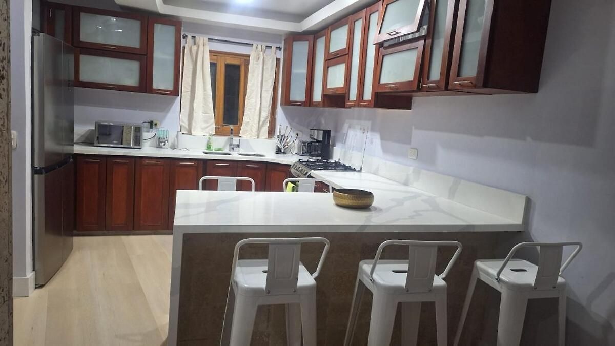 Walled Visitors Ok 5 Bedroom With Jacuzzi Apartamento Cartagena