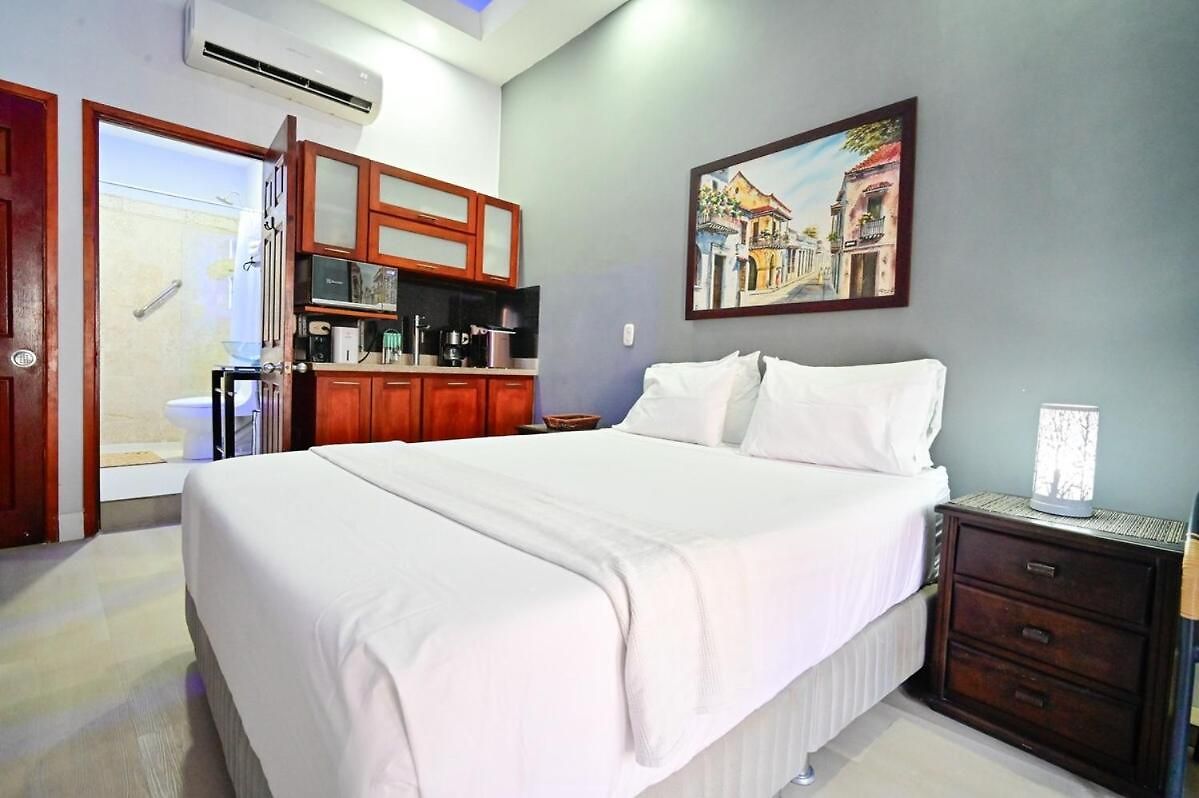Walled Visitors Ok 5 Bedroom With Jacuzzi *
