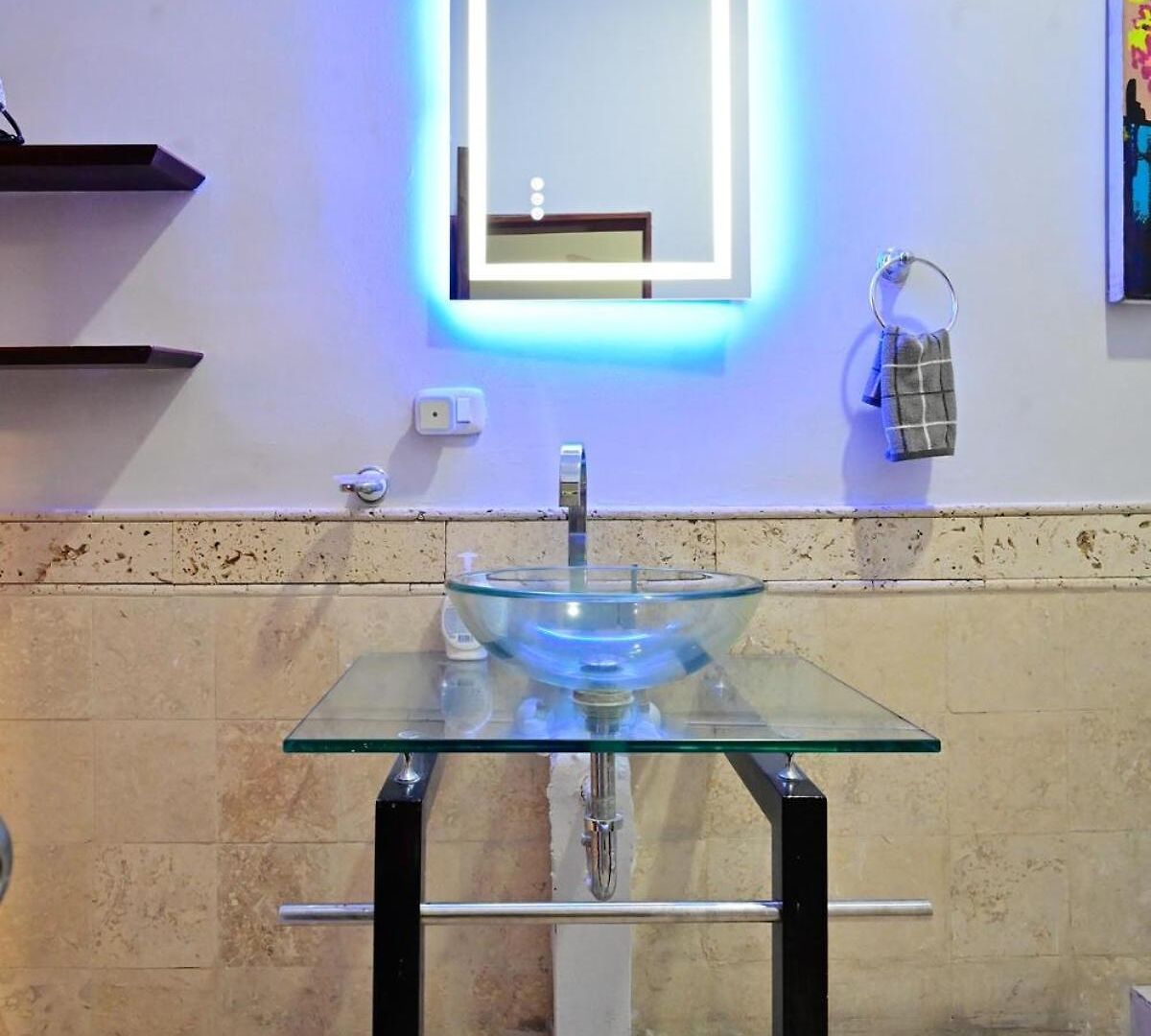 Walled Visitors Ok 5 Bedroom With Jacuzzi Cartagena