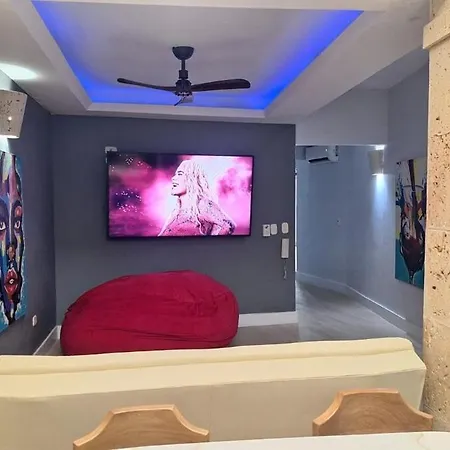 Apartamento Walled Visitors Ok 5 Bedroom With Jacuzzi *