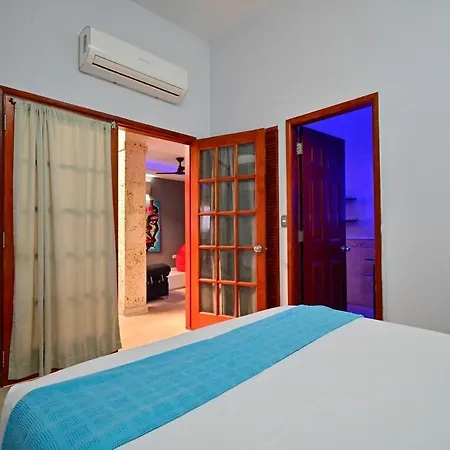 Apartamento Walled Visitors Ok 5 Bedroom With Jacuzzi