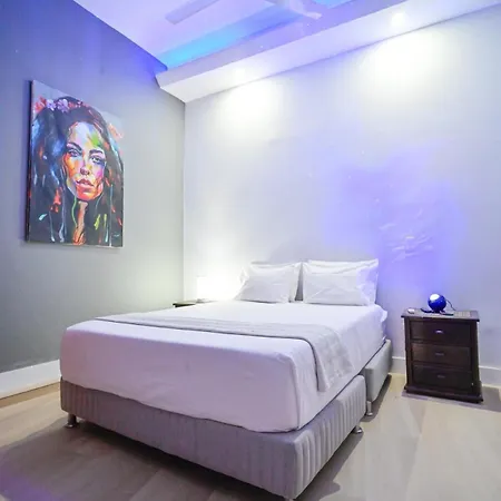 Apartamento Walled Visitors Ok 5 Bedroom With Jacuzzi