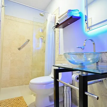 Apartamento Walled Visitors Ok 5 Bedroom With Jacuzzi Cartagena